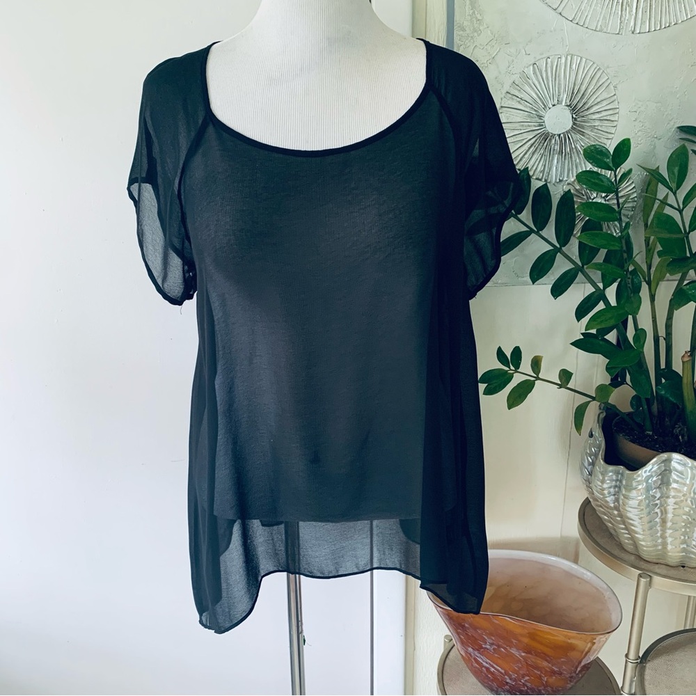 Black Sheer Short-Sleeve Women's Top - Unbranded